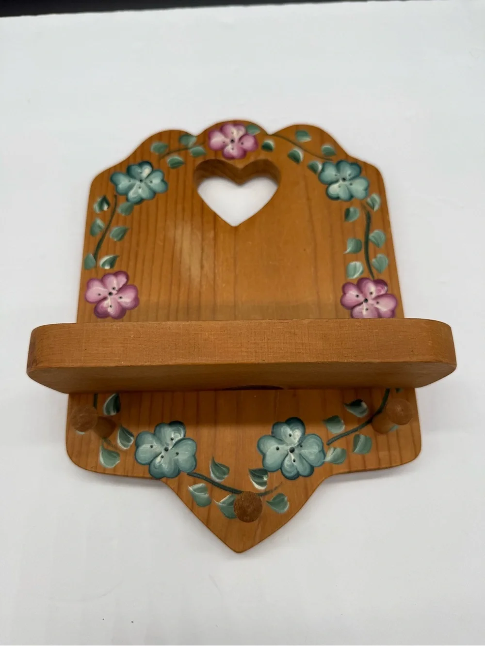 Small Heart Shelf w/ Pegs Vintage Wood Cottage Grannycore Floral Painted